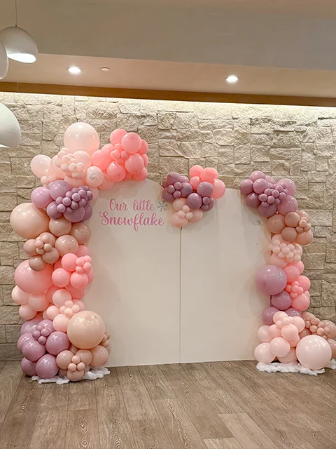 Balloon Arch vs Garland