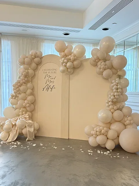 Minimalist Balloon Decor