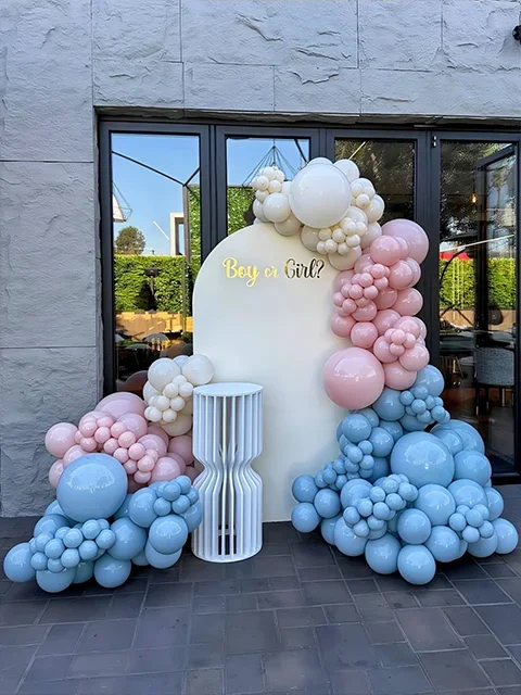 How to Decorate for a Party on a Budget in Los Angeles