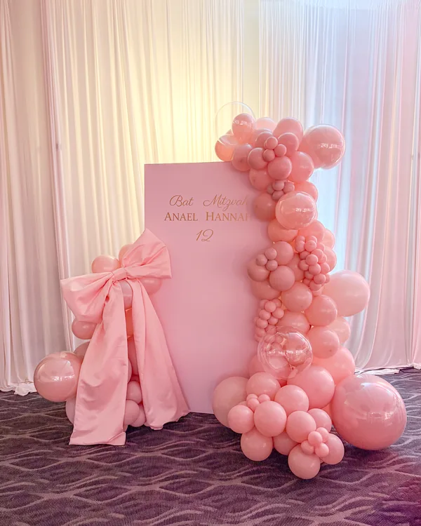 Anael's Bat Mitzvah — Pink Backdrop at Em Habanim — Bat Mitzvah balloon decor detail North Hollywood