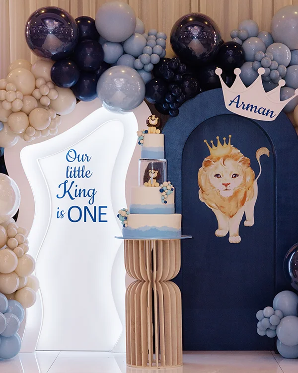 Arman's 1st Birthday — Little King detail 2