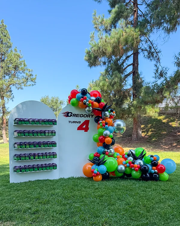 Gregory's 4th Birthday — Birthday balloon decor detail La Crescenta
