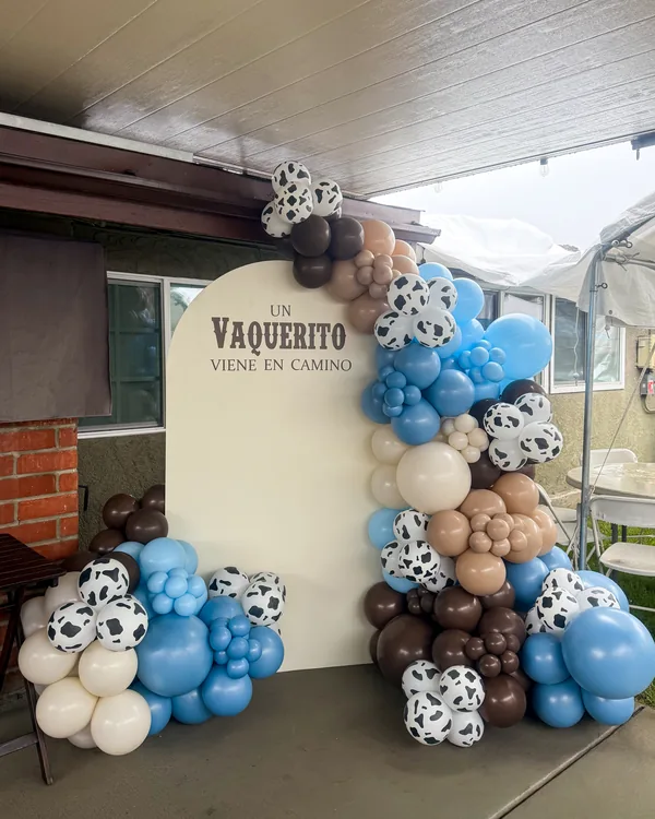 Lizet's Cowboy Baby Shower in Whittier — Baby Shower balloon decor detail Whittier