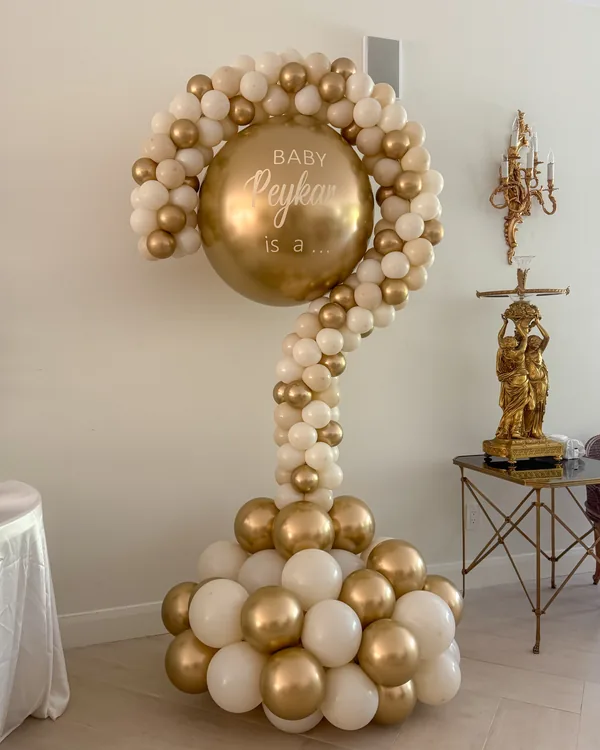 Peykar's Question Mark Gender Reveal — Beverly Hills — Gender Reveal balloon decor detail Beverly Hills