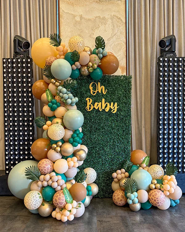 Safari Baby Shower — Baby Shower backdrop and garland in Glendale