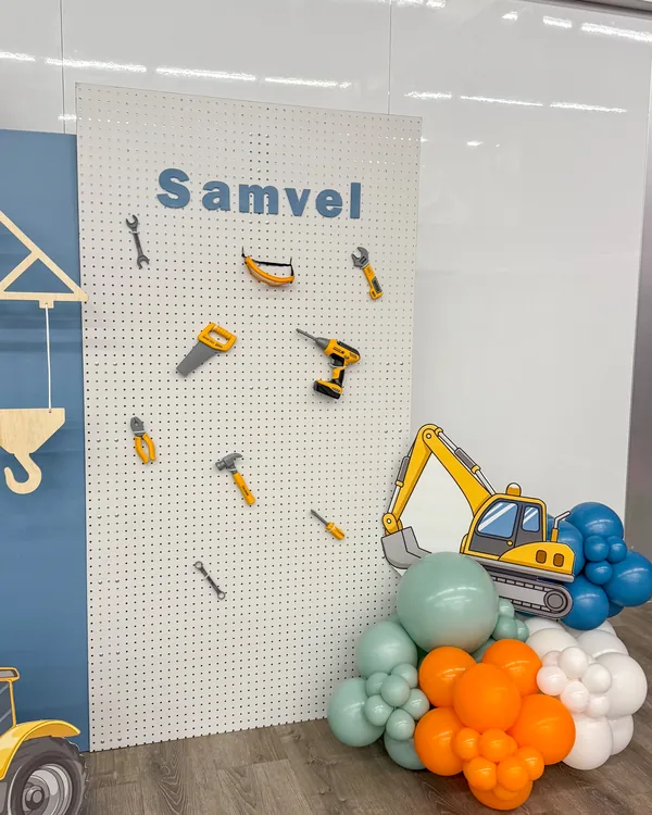 Samvel's Music-Themed Birthday in Pasadena — Birthday backdrop and garland in Pasadena