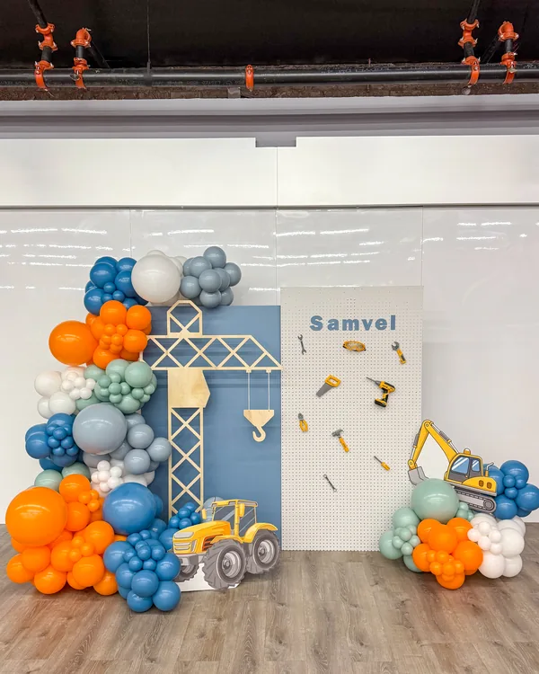 Samvel's Music-Themed Birthday in Pasadena — Birthday balloon decor detail Pasadena