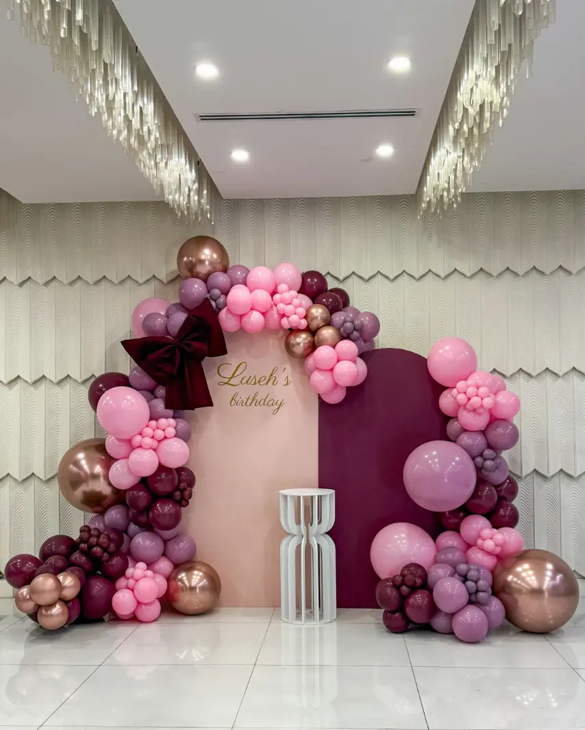 Balloon installation in Los Angeles — gallery photo 2