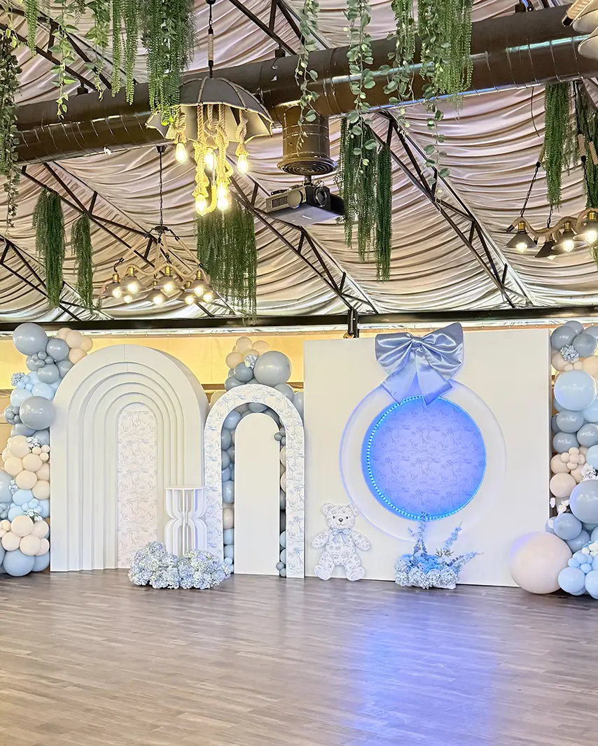 Balloon artist Los Angeles - event styling and decor setup